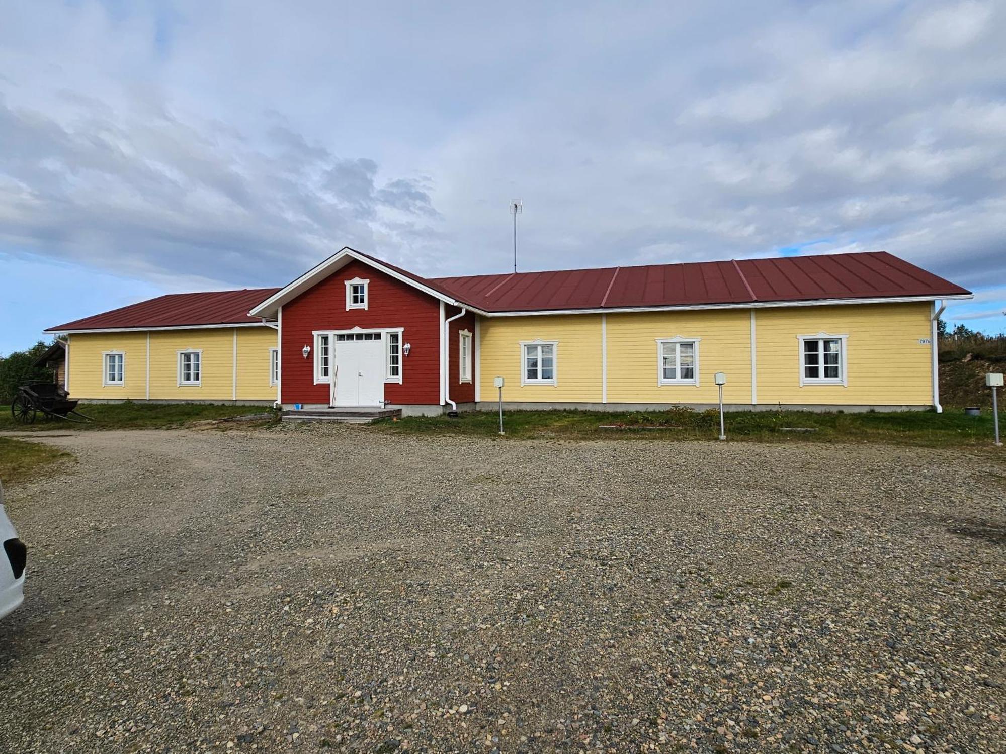 Kierinki Village Majatalo Eksteriør bilde